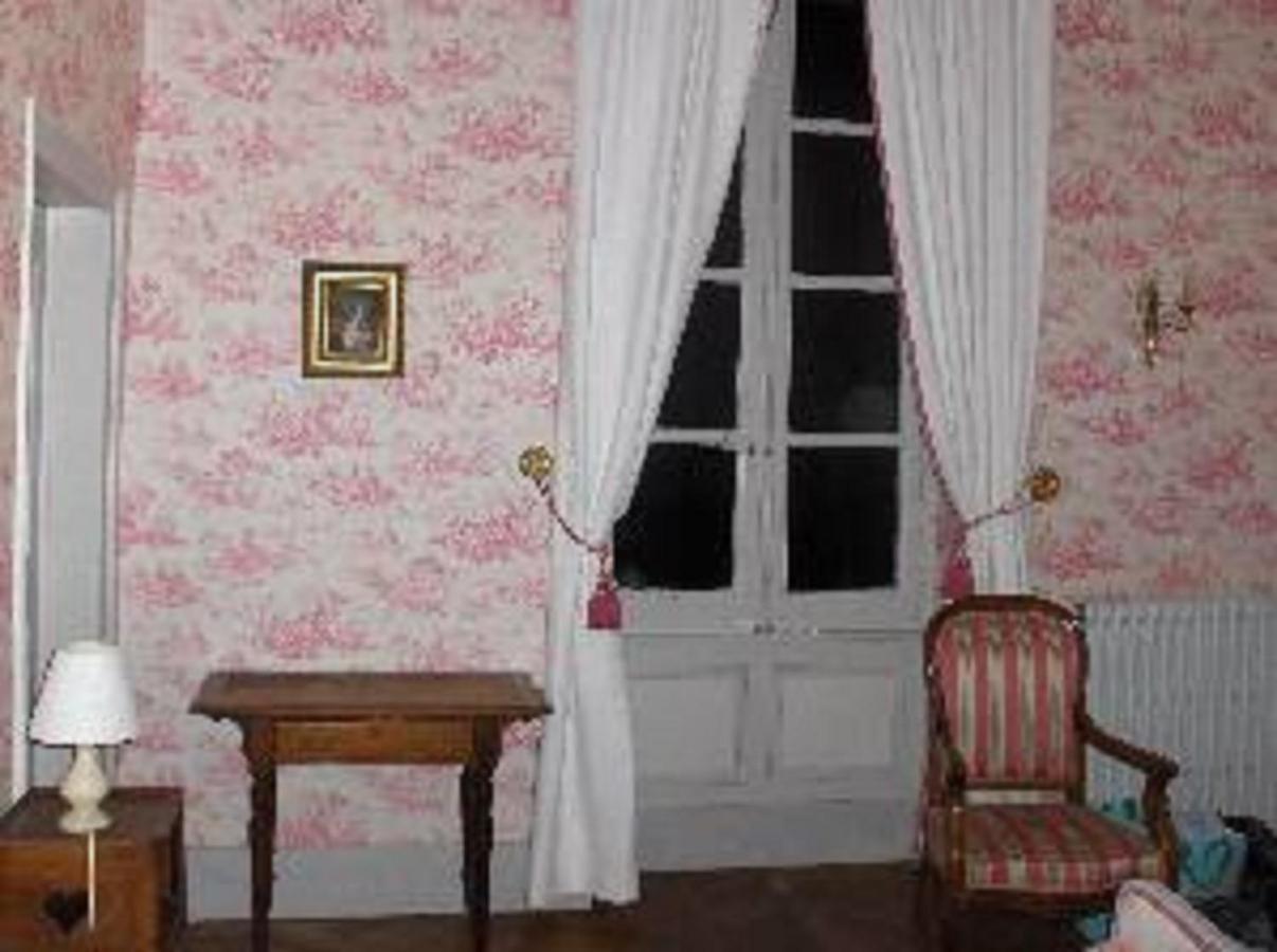 Bed and Breakfast Domaine De Lalande Venes Екстер'єр фото